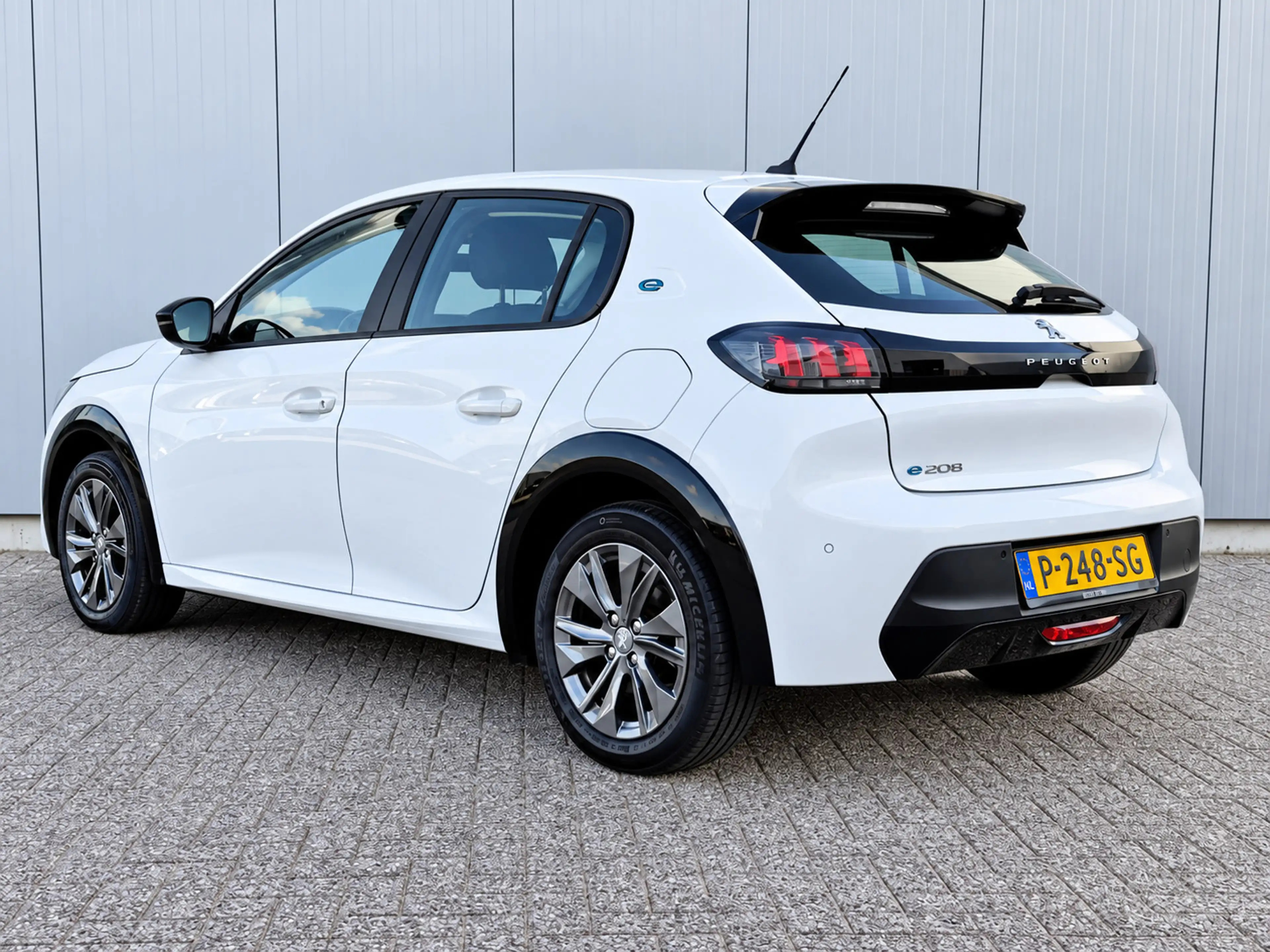 Peugeot e-208 50kWh | Warmtepomp | LED | 11kW — photo 4