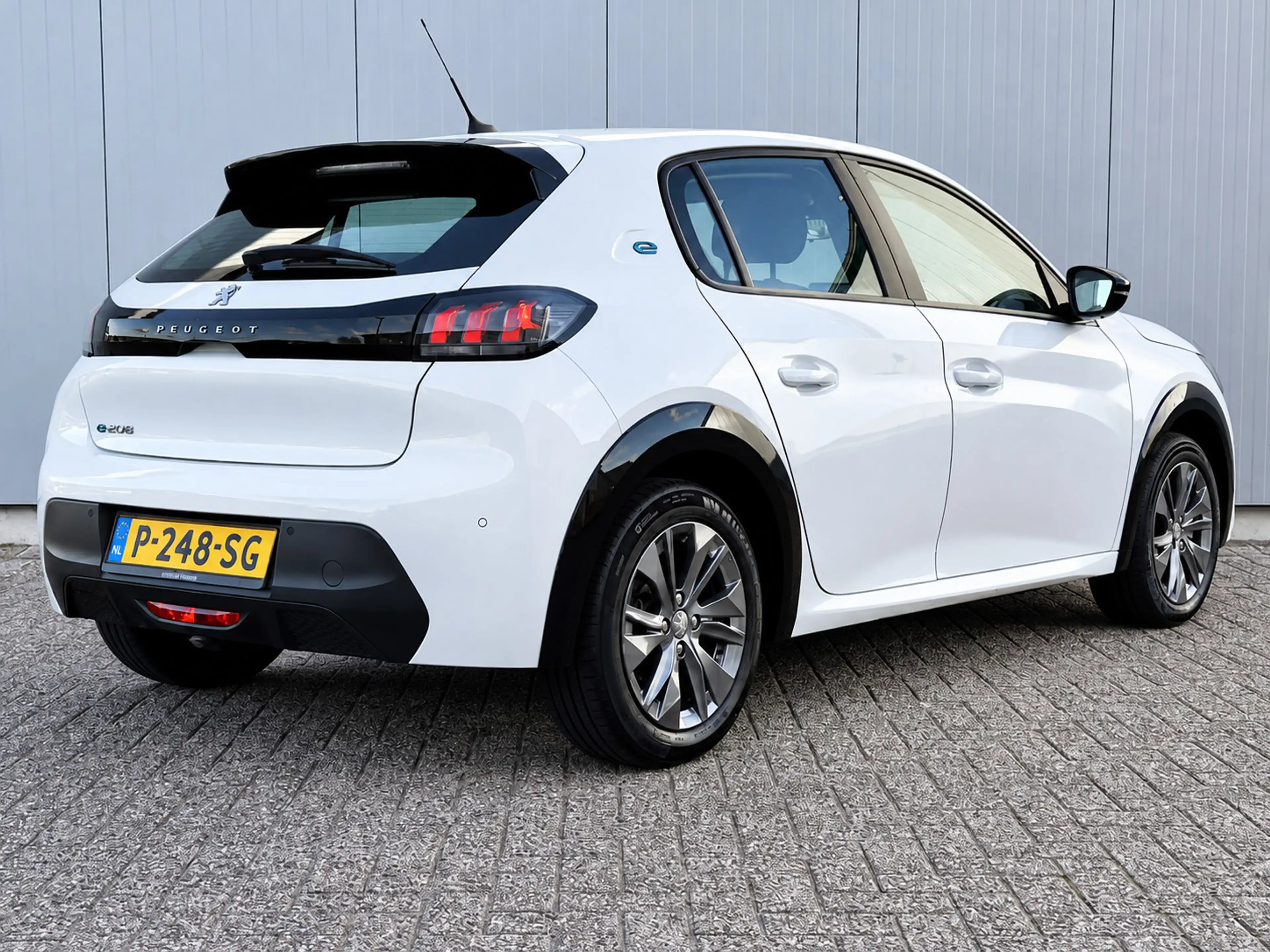 Peugeot e-208 50kWh | Warmtepomp | LED | 11kW — photo 3