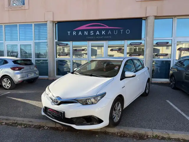 Toyota Auris RC18 Hybride 136h Tendance / SUIVI