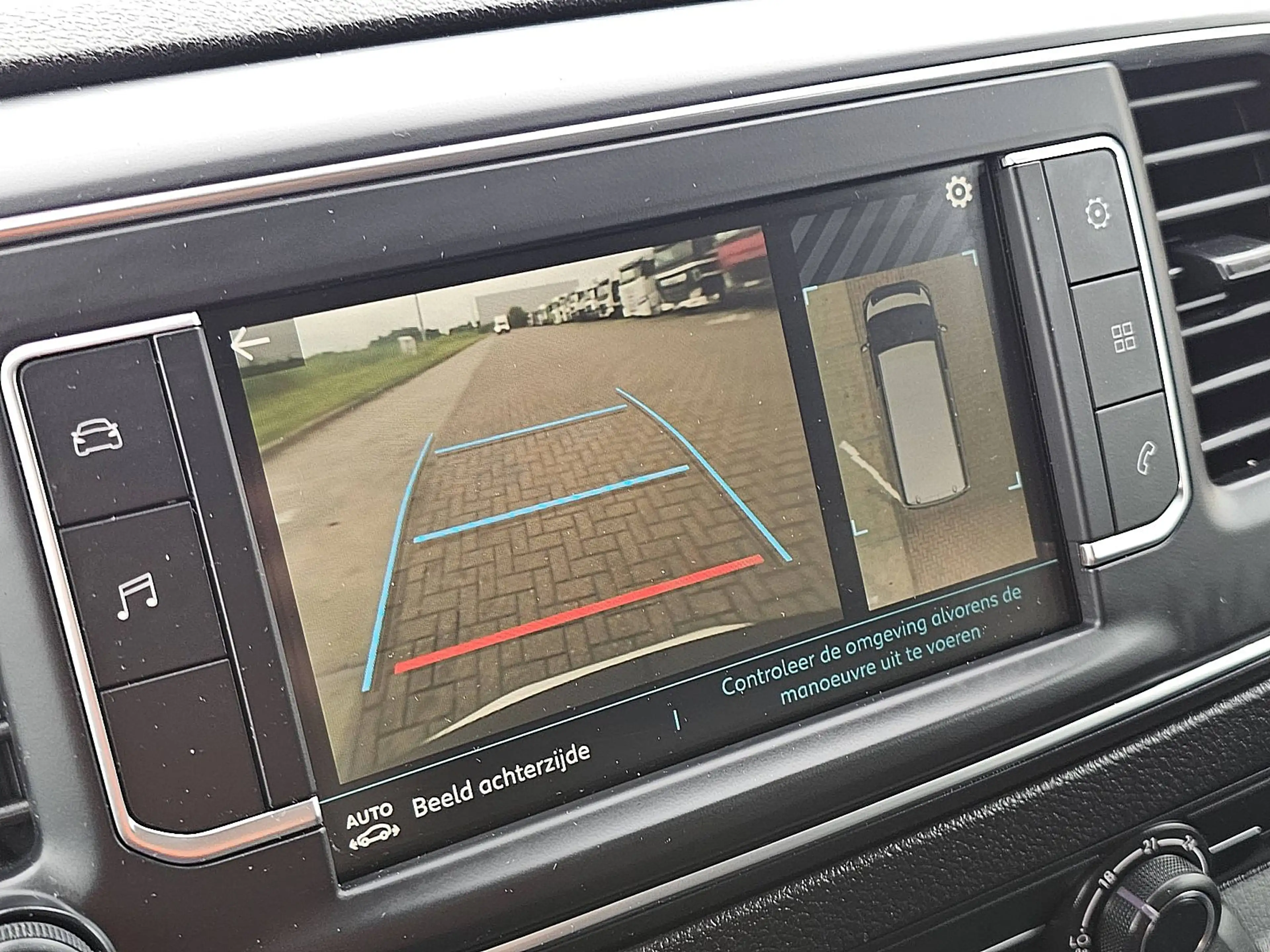 Peugeot e-Expert Standard Premium 75 kWh L2, 330Km WLTP, Snelladen, — photo 12