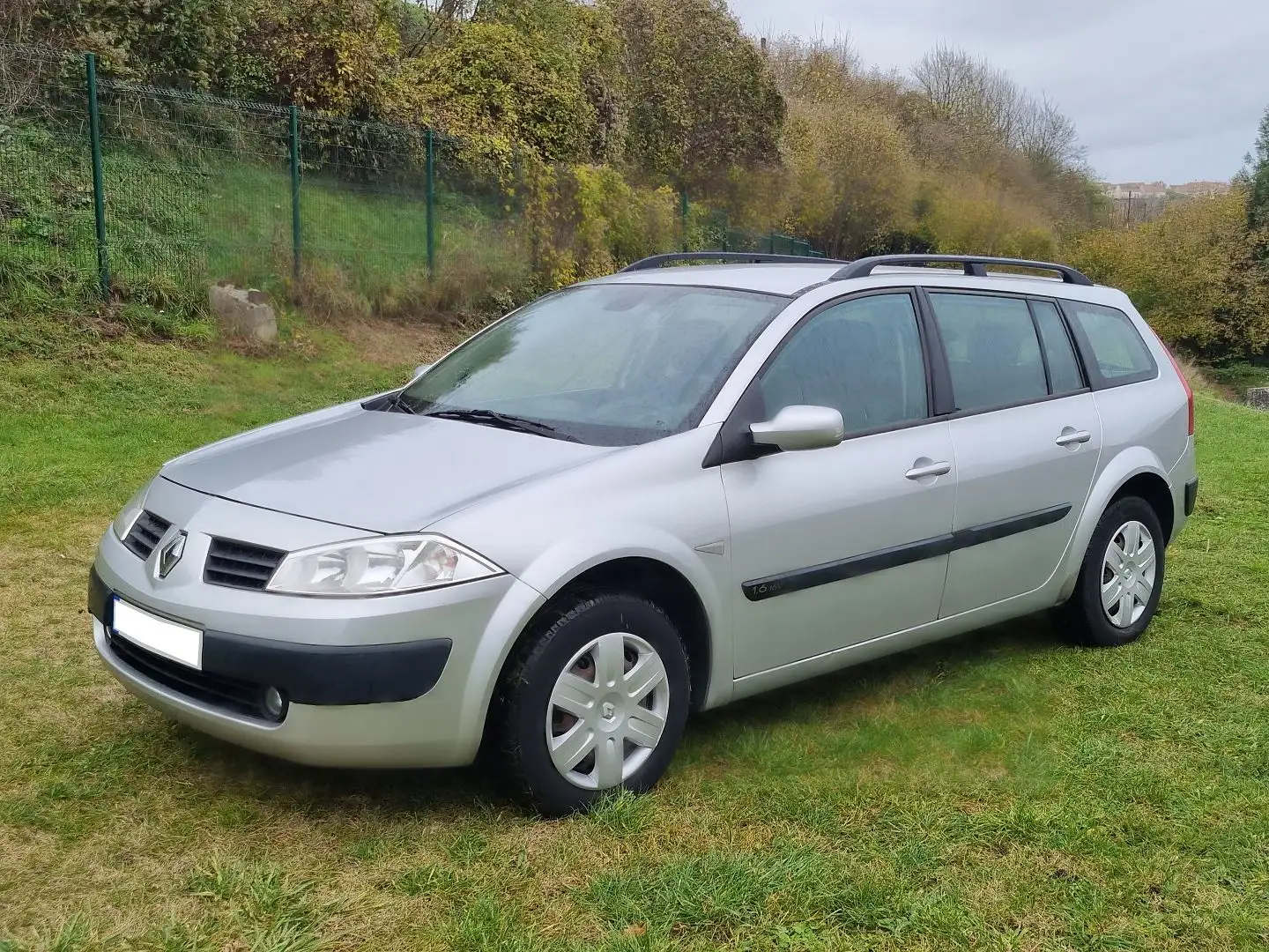 Renault Megane 1.6 16V 115 CONFORT EXPRESSION Gris - 1