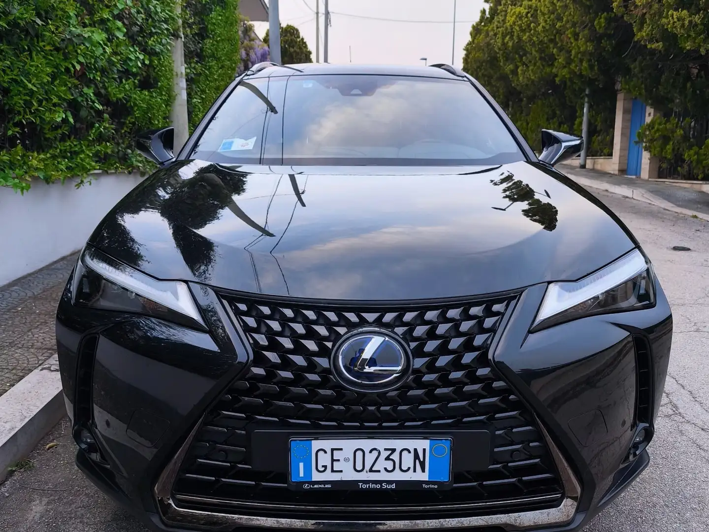 Lexus UX 200 250h 2.0 Midnight 2wd cvt 180 CV 2021 - 1