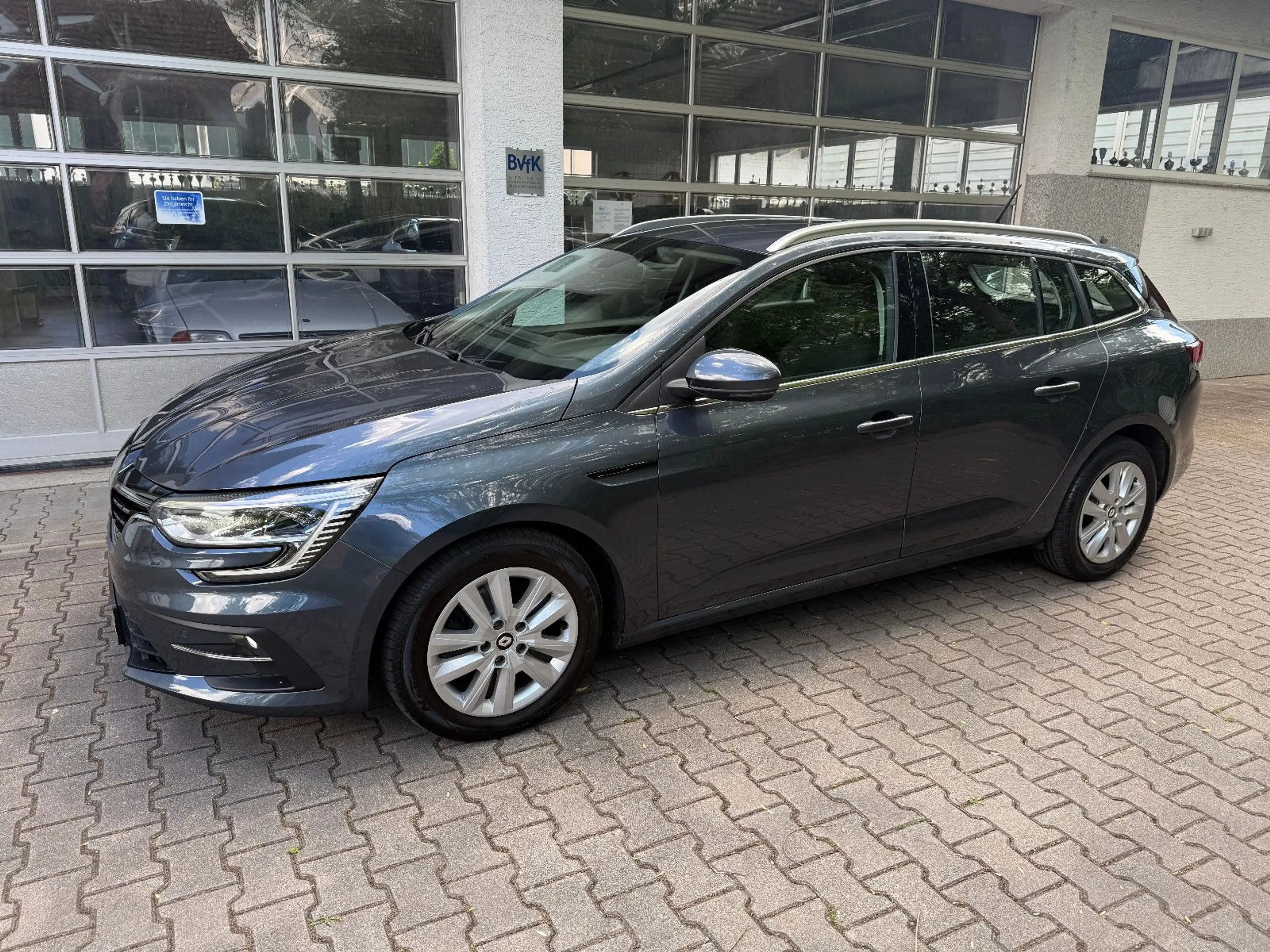Renault Megane GT BLUE dCi 115 EDC Business NAVI*SPUR*SH — photo 4