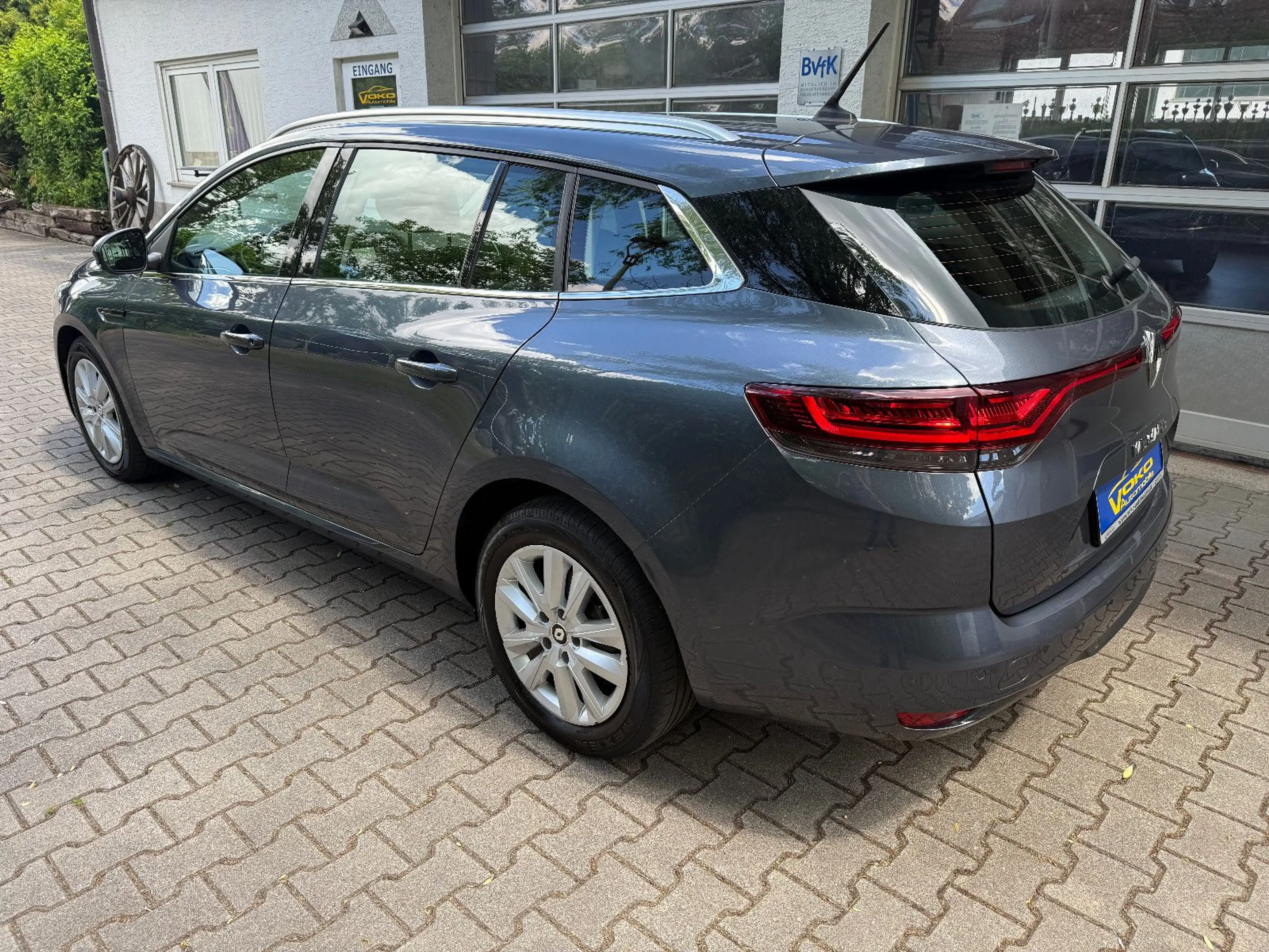 Renault Megane GT BLUE dCi 115 EDC Business NAVI*SPUR*SH — photo 6
