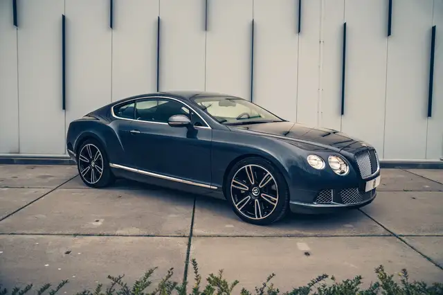 Bentley Continental GT 6.0 W12