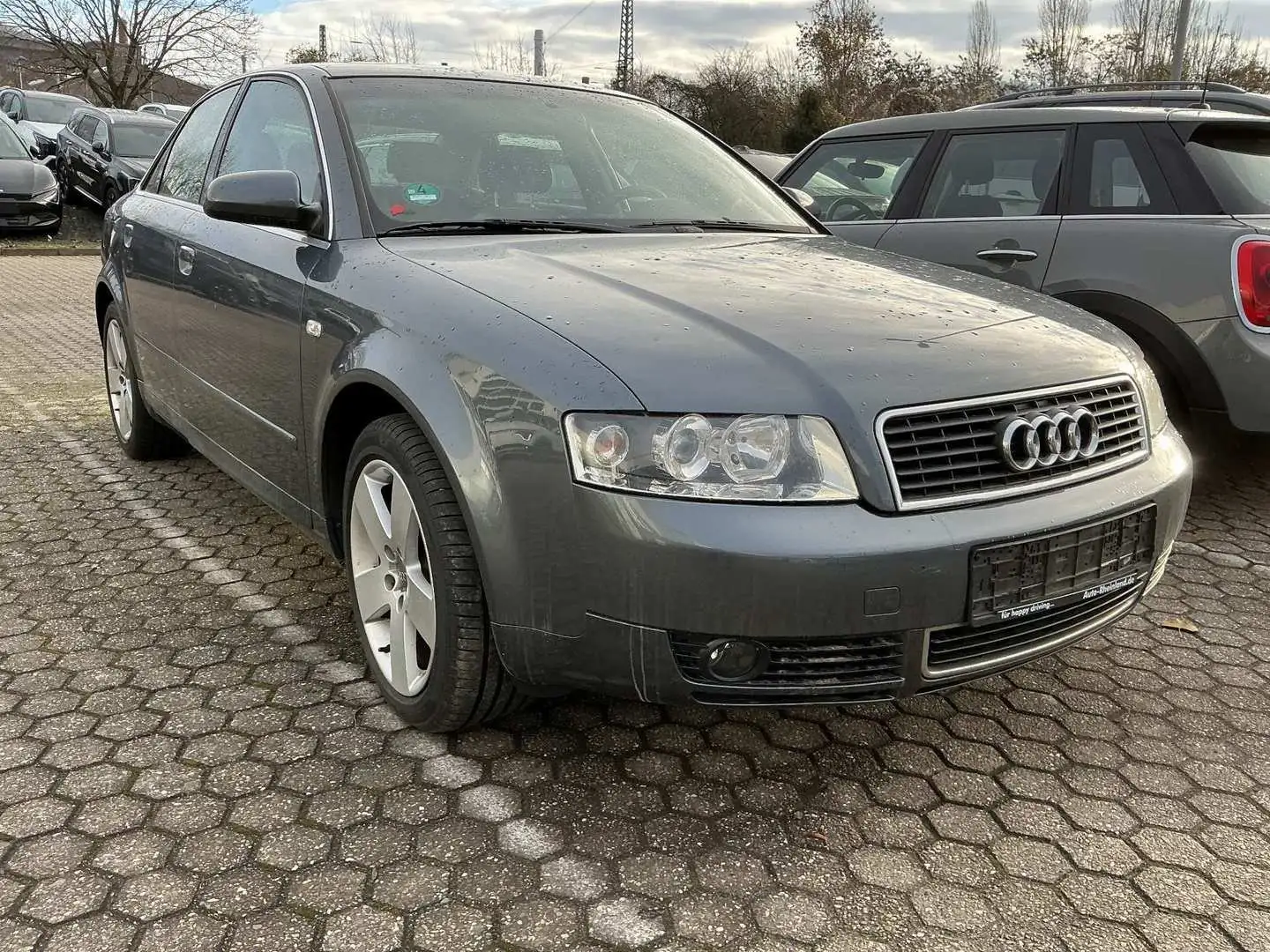 Audi A4 Limo. 2.0i. 131PS. Klima. El GSD. Alu. TÜV. NEU Grau - 2