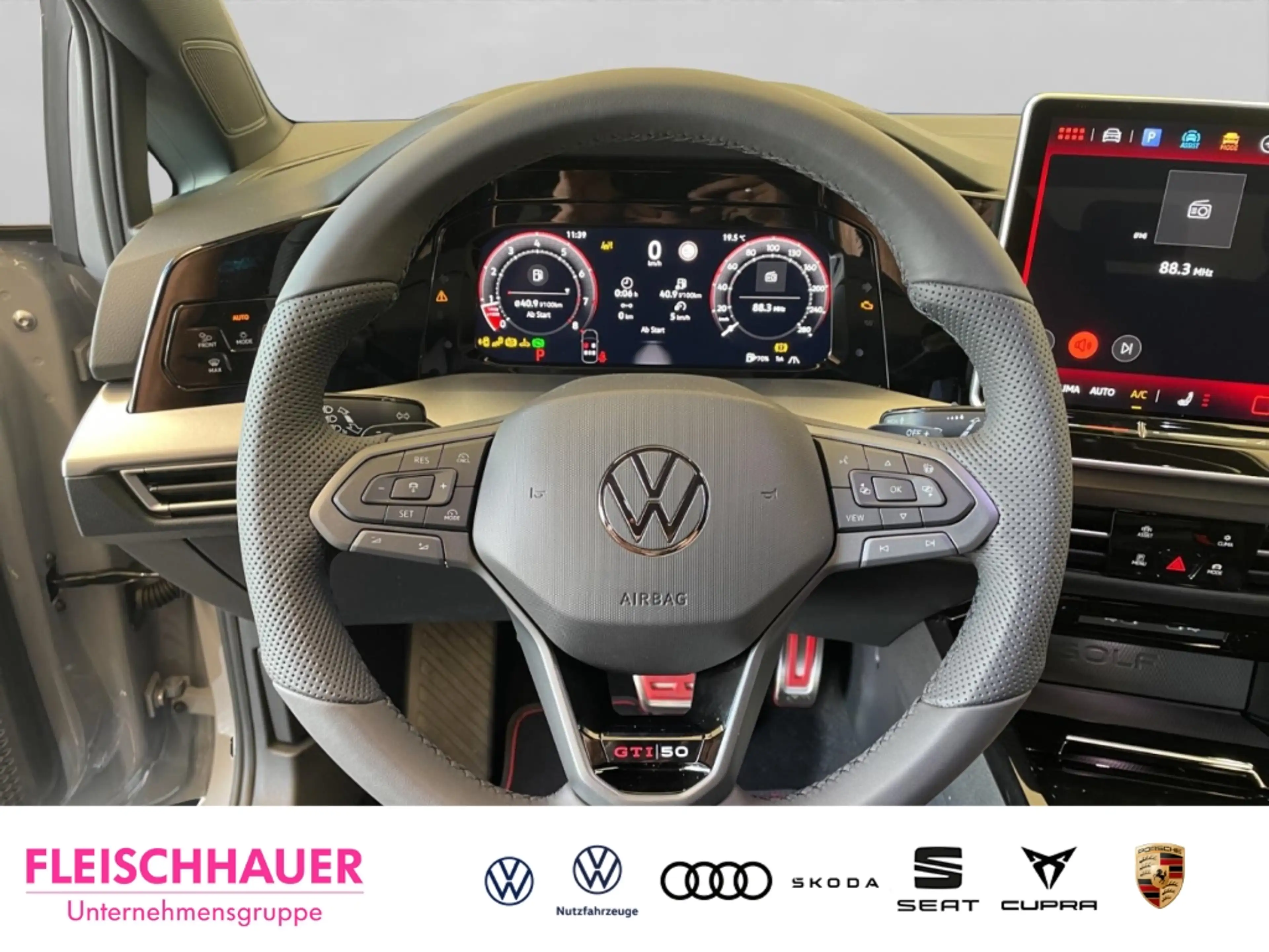 Volkswagen Golf VIII 2.0 TSI Edition Navi Apple CarPlay LED Rückfa — photo 15