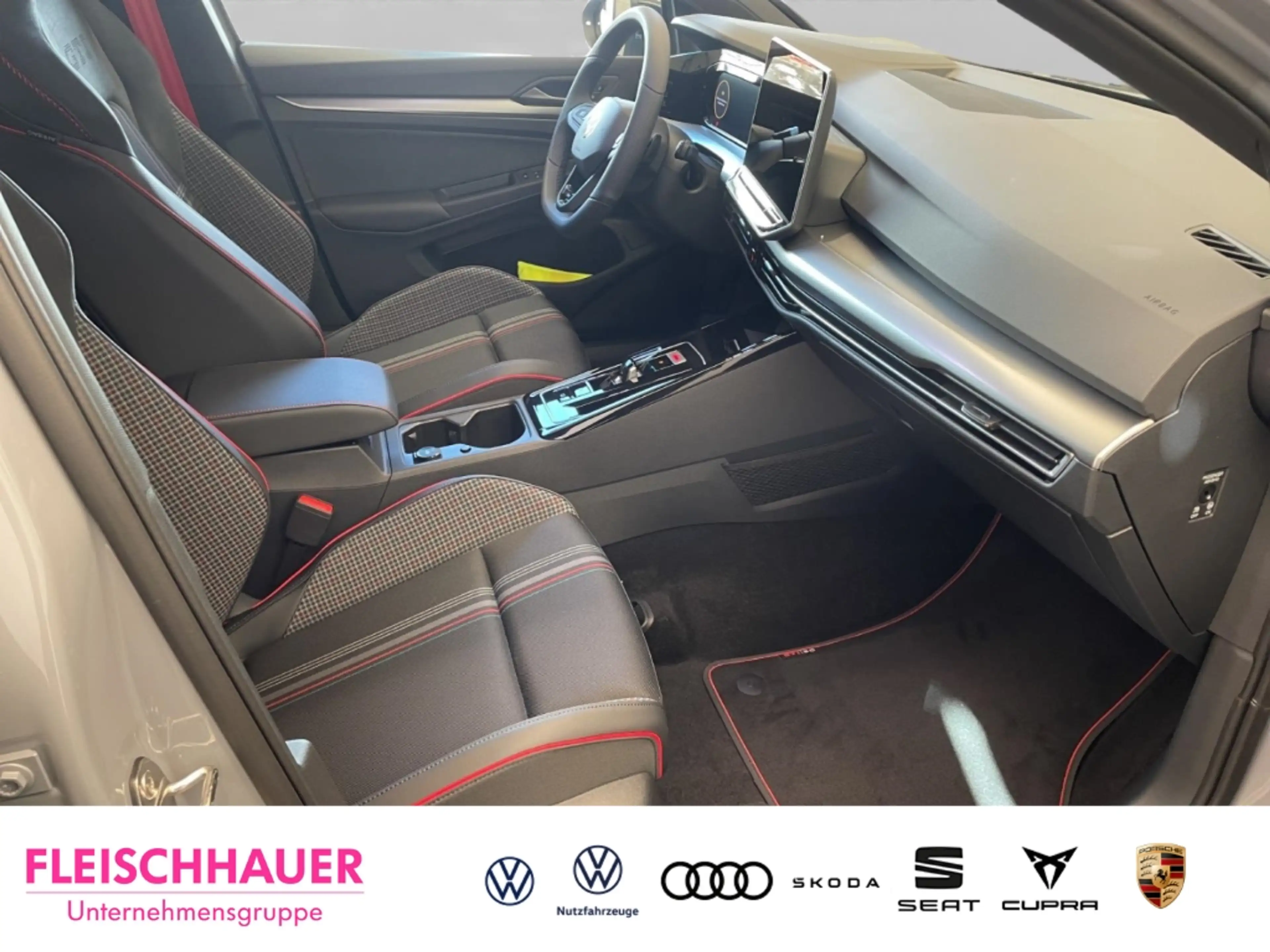 Volkswagen Golf VIII 2.0 TSI Edition Navi Apple CarPlay LED Rückfa — photo 8
