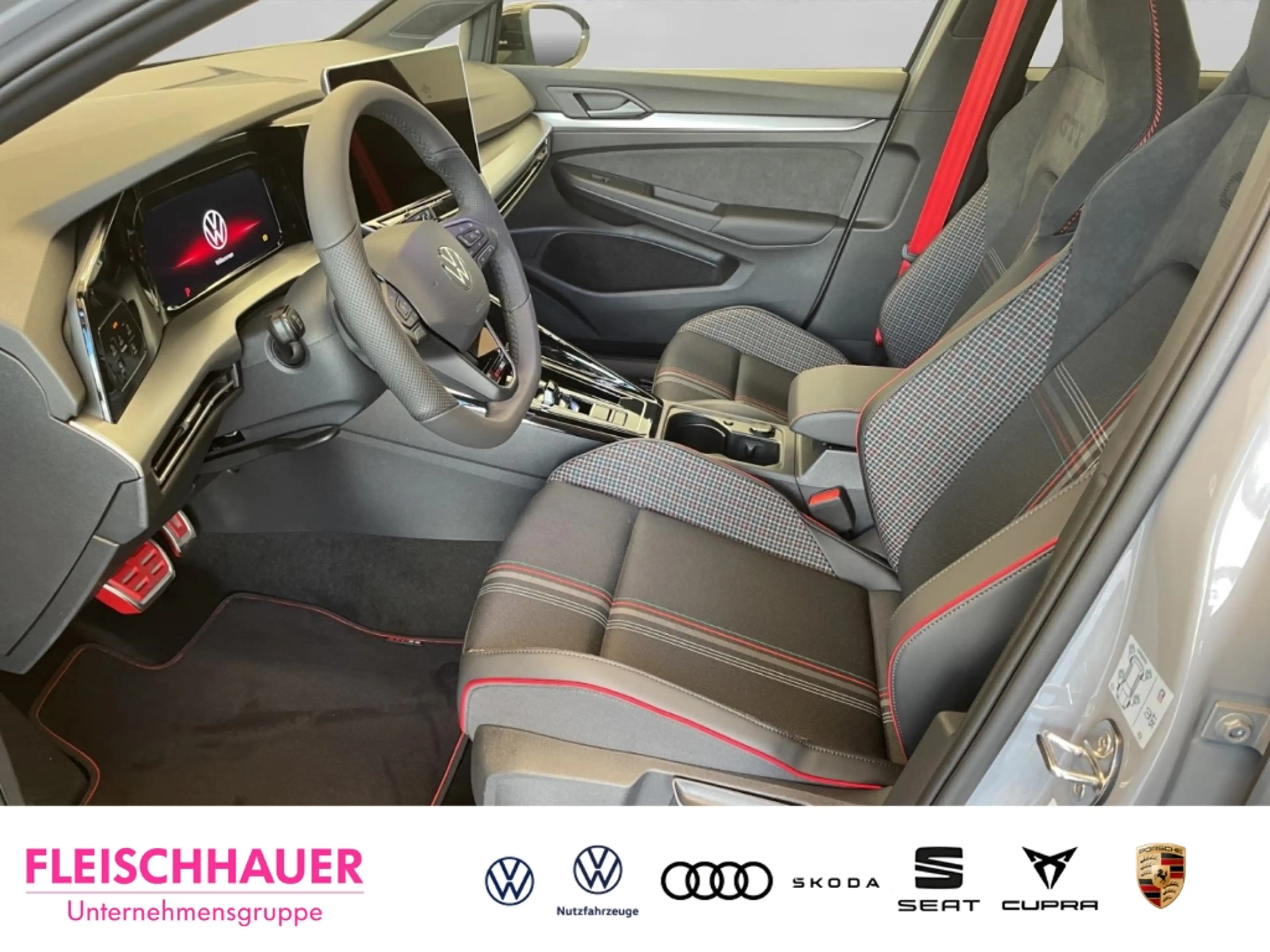 Volkswagen Golf VIII 2.0 TSI Edition Navi Apple CarPlay LED Rückfa — photo 11