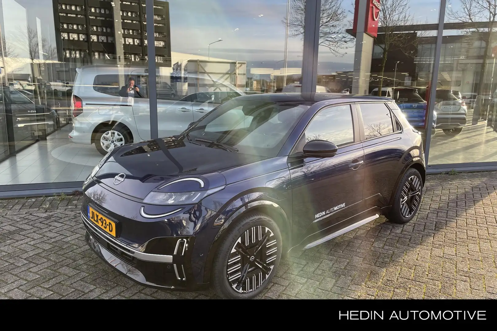 Nissan Micra ADVANCE 52 kWh beschikbaar voor proefritten Синий - 1