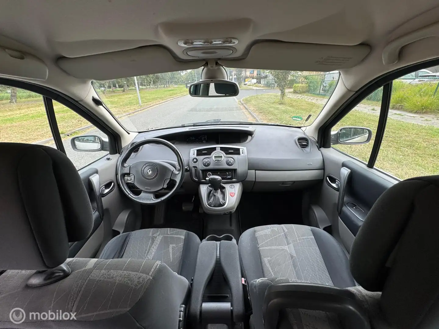 Renault Grand Scenic 2.0-16V Privilège Luxe 7zits Beige - 2