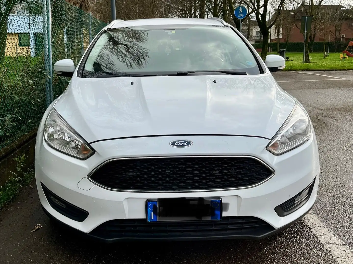 Ford Focus Focus SW 1.5 tdci Business s Bianco - 1