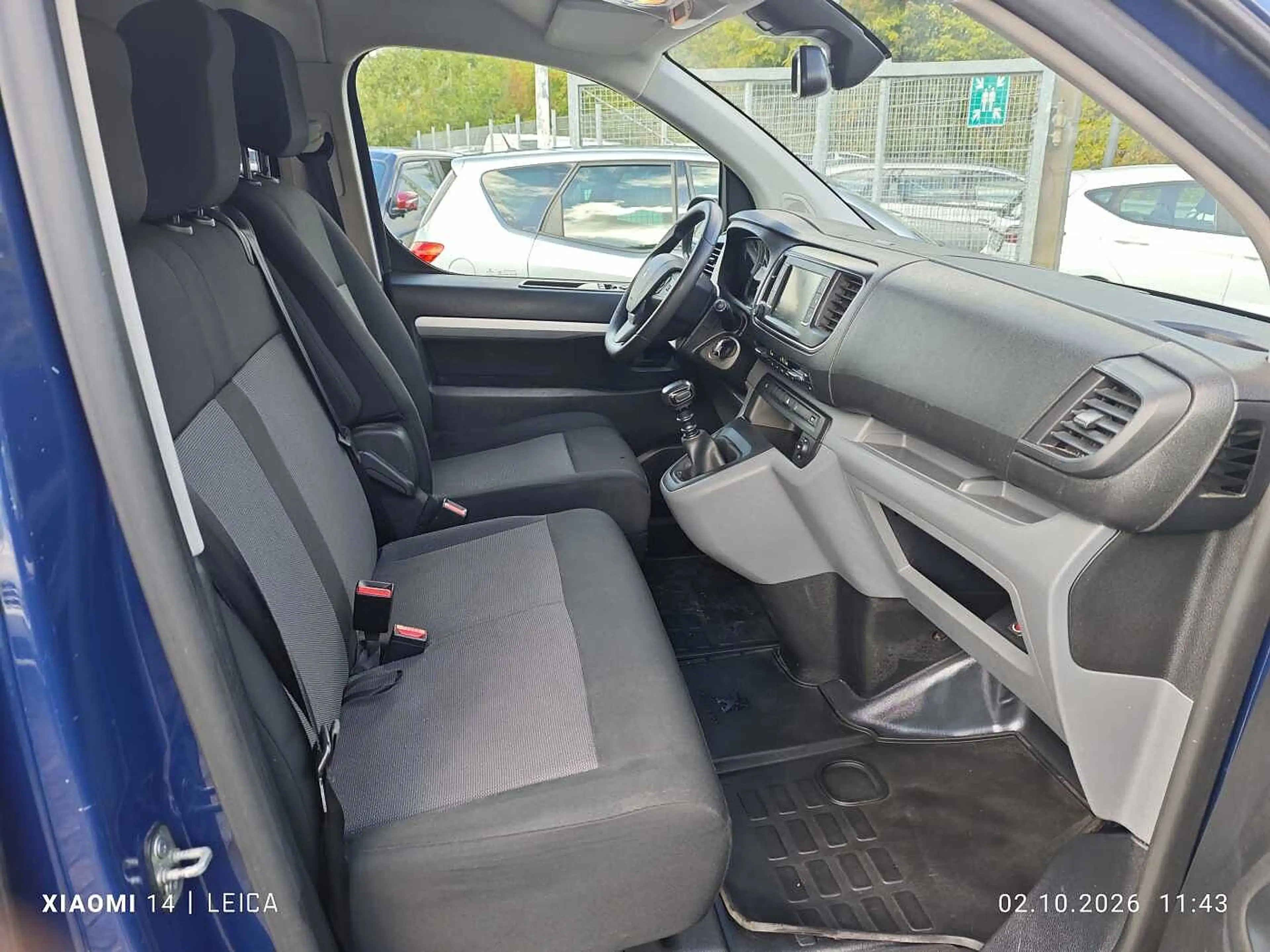 Peugeot Expert 2.0 HDI — photo 12