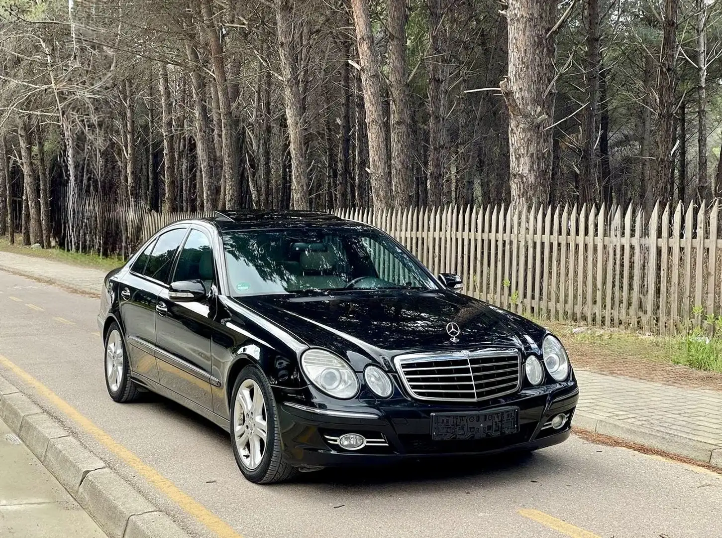 Mercedes-Benz E 280 CDI 7G-TRONIC Avantgarde - 1