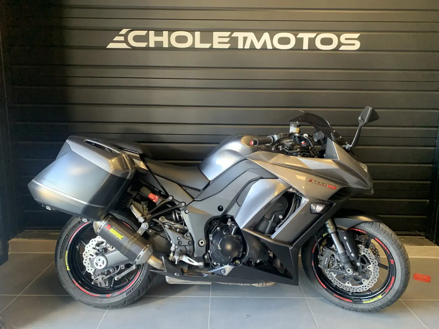 Kawasaki Z1000 SX Grau - 1