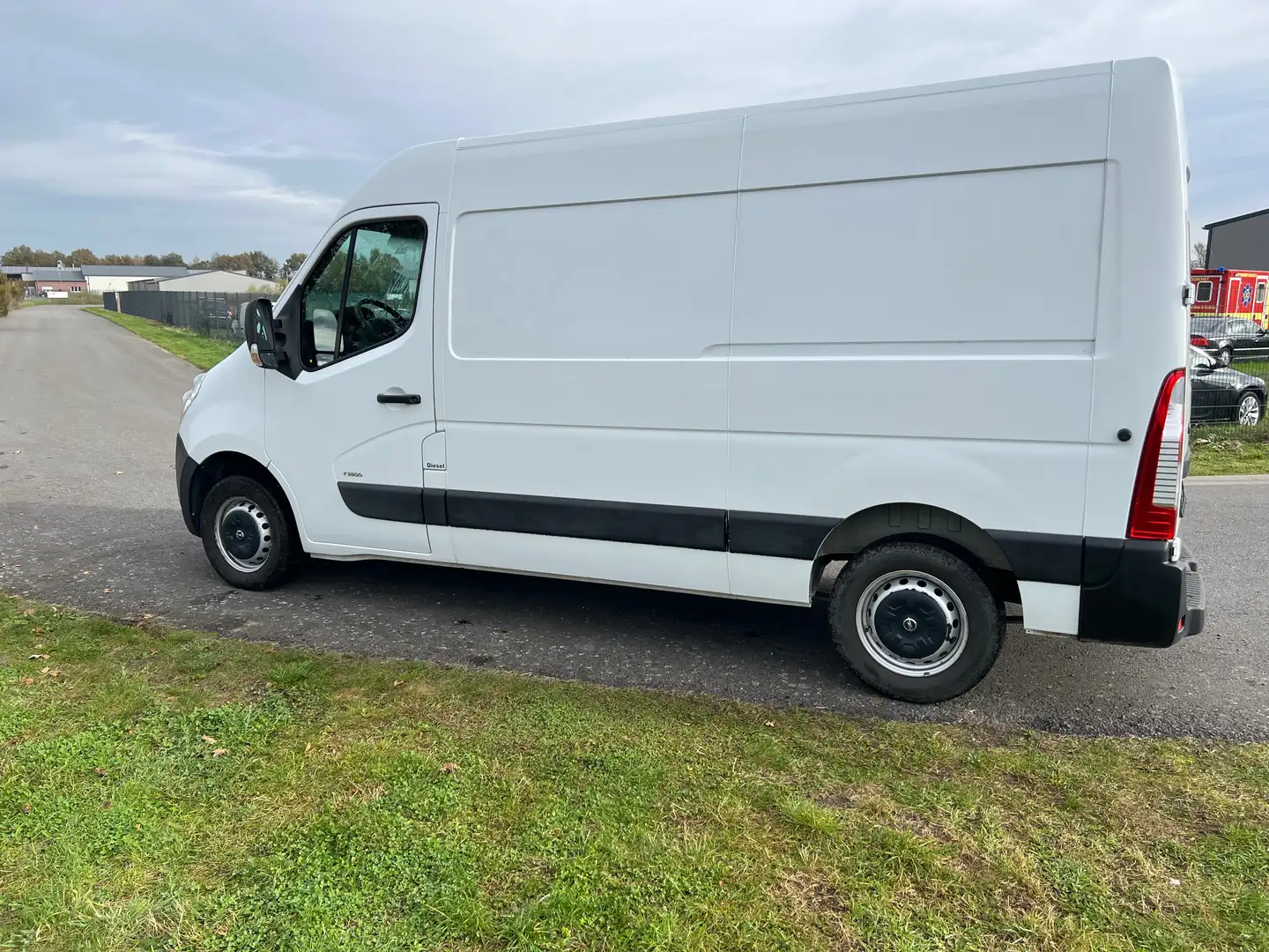 Opel Movano HKa L2H2 3,5t Weiß - 1