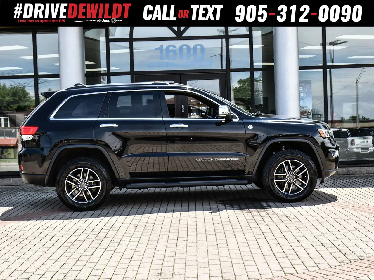 Jeep Grand Cherokee снимка Jeep Grand Cherokee