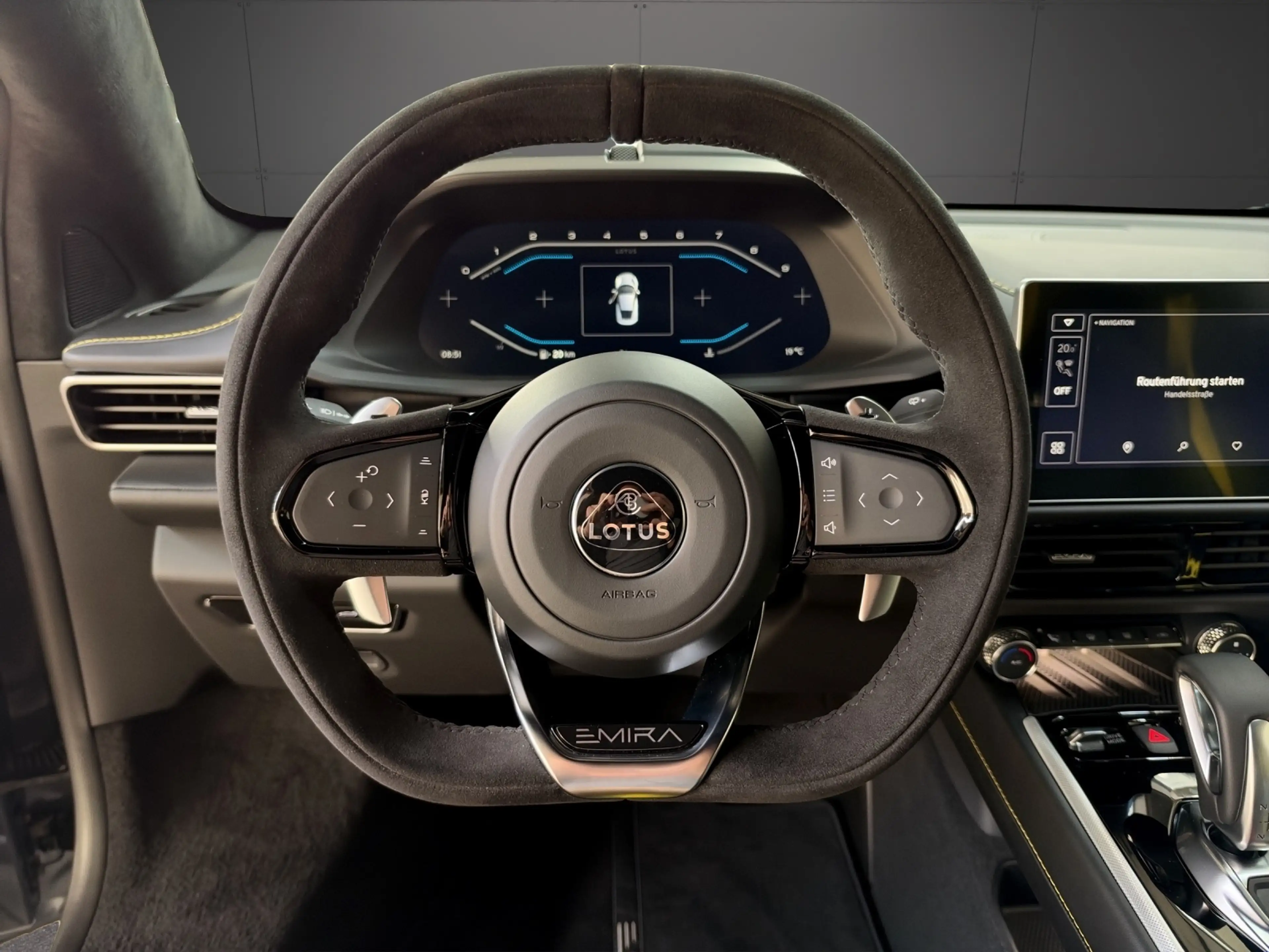Lotus Emira Turbo SE *Lotus Leipzig* — photo 8