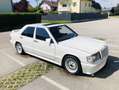 Mercedes-Benz 190 E - thumbnail 3