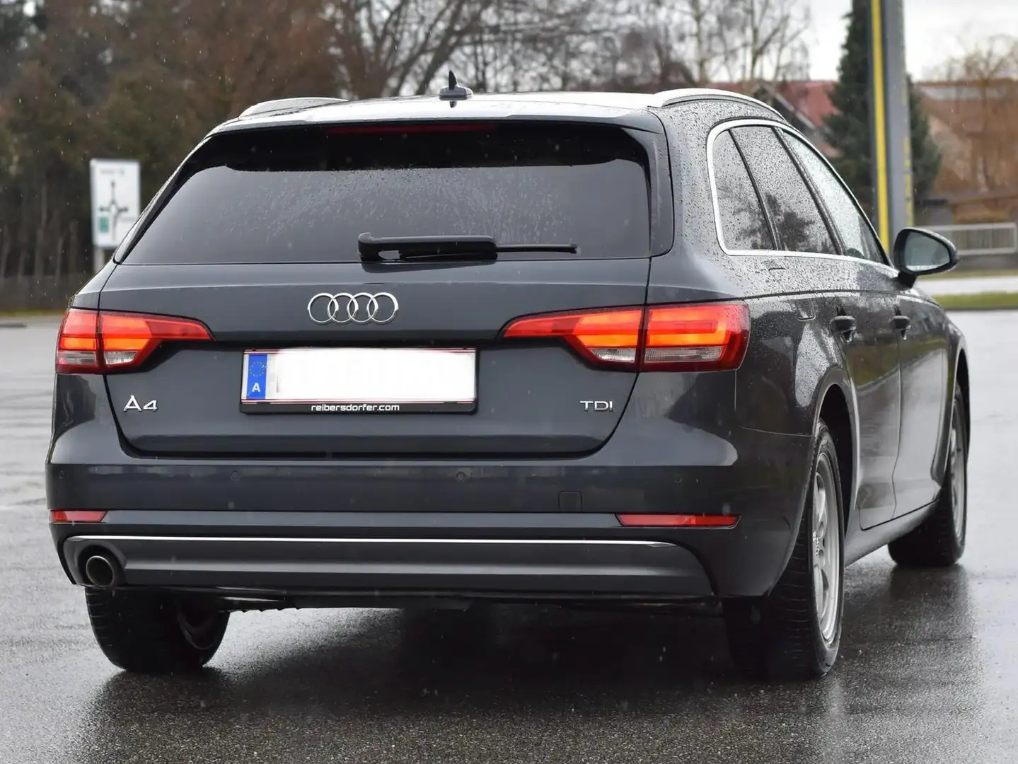 Audi A4 A4 Avant 2,0 TDI Sport S-tronic Sport Grau - 2