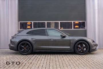 Cross Turismo 4 93 kWh Sport Chrono | Sportstoelen