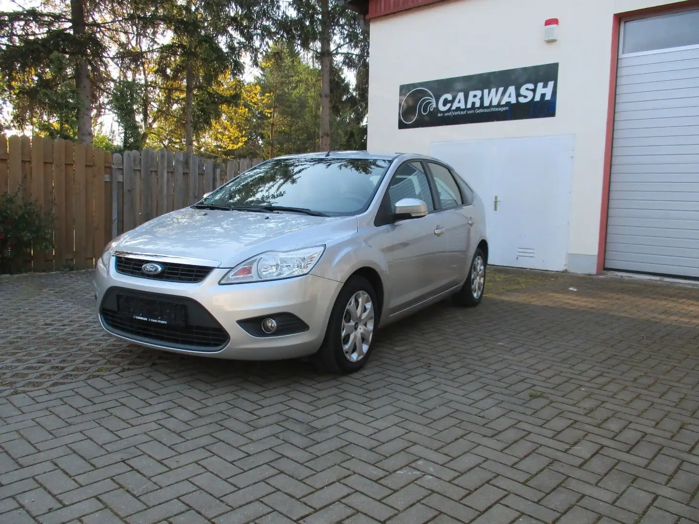 Ford Focus Lim. Style / Klima / TÜV Neu Silber - 2