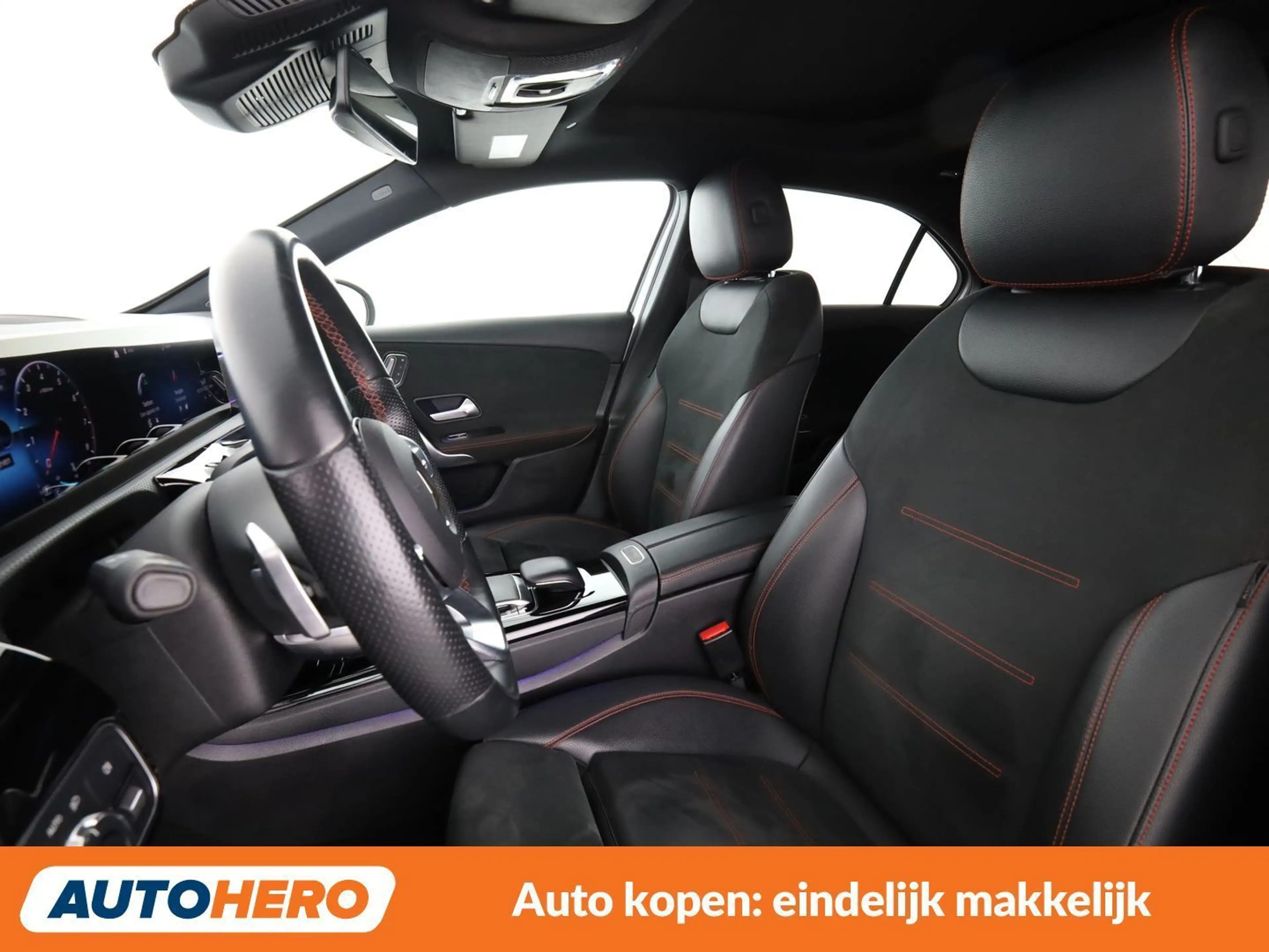 Mercedes-Benz A 220 A 220 AMG Line — photo 10