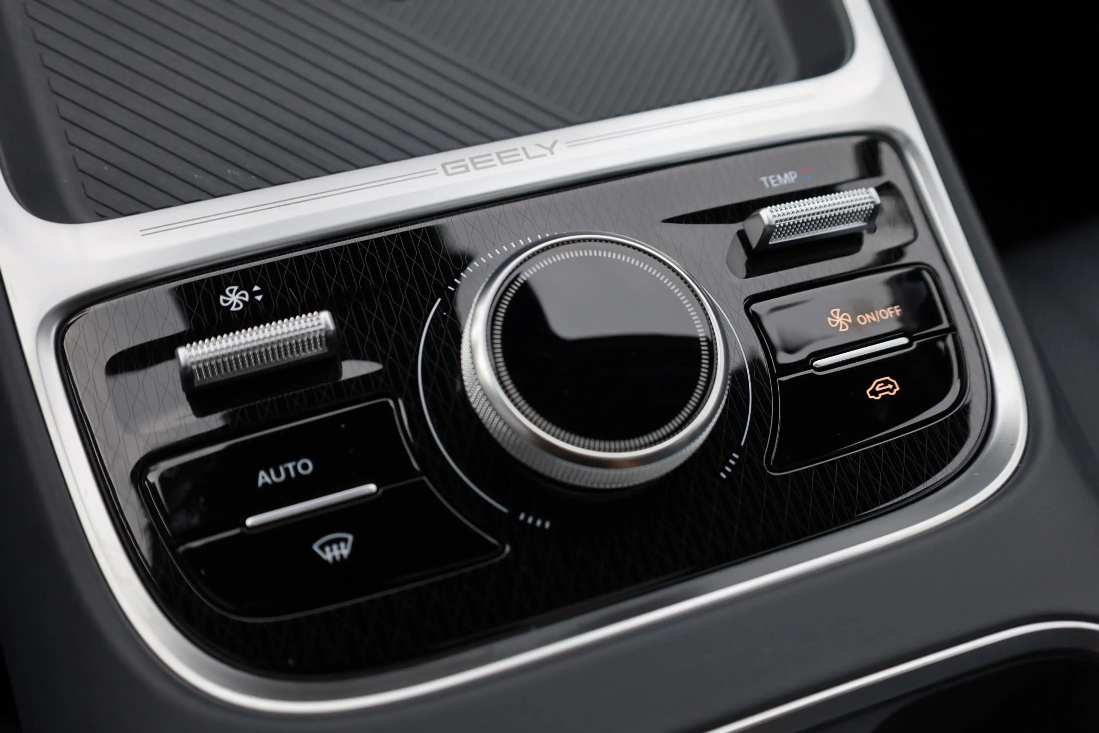 Geely Starray EM-i 1.5 Max+ PANO MEMORY MASSAGE 4XSTOEL/STUURVERW STO — photo 35