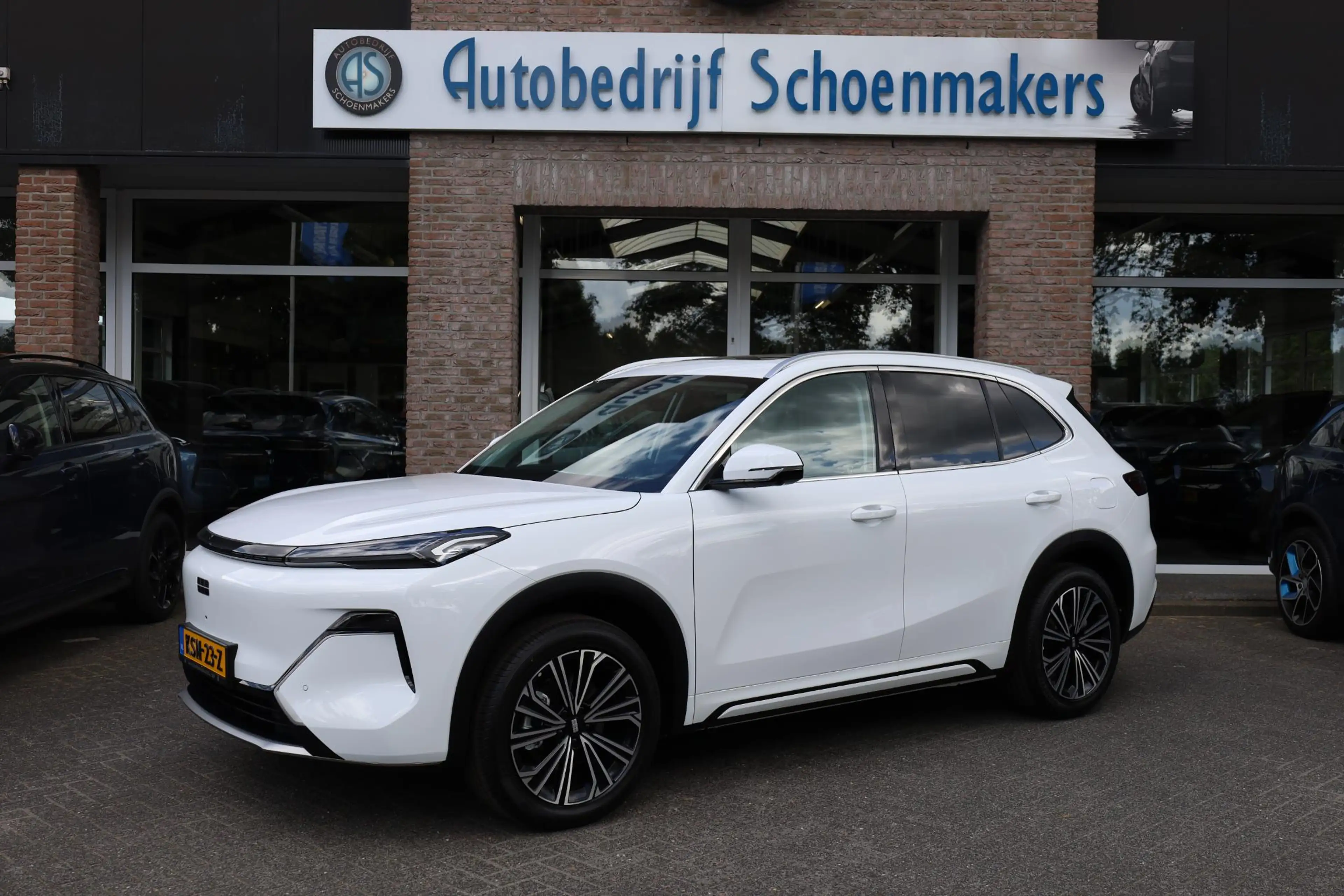 Geely Starray EM-i 1.5 Max+ PANO MEMORY MASSAGE 4XSTOEL/STUURVERW STO