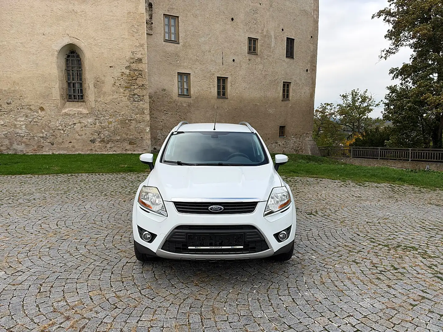Ford Kuga Titanium 4x4 Weiß - 1
