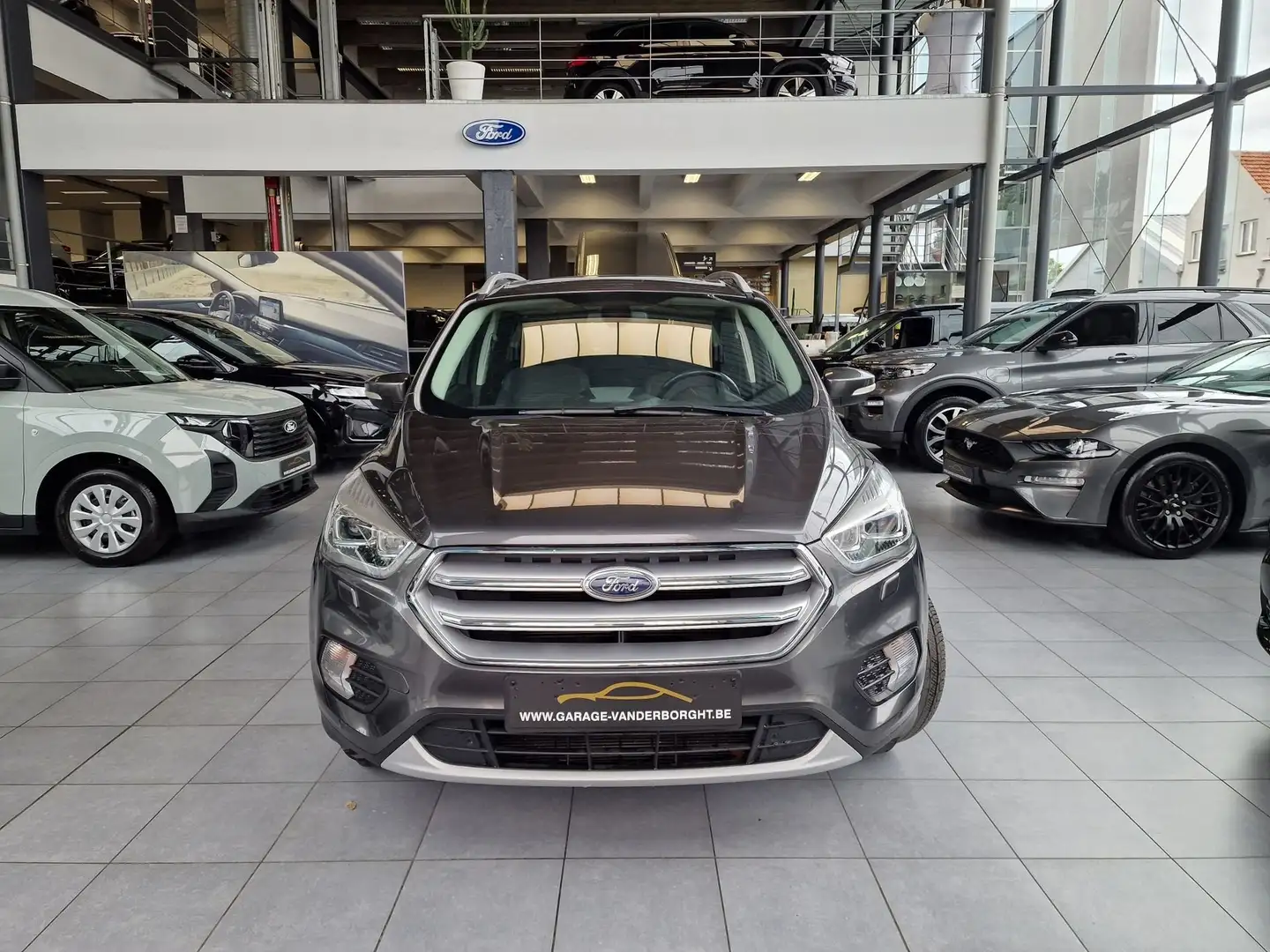 Ford Kuga TITANIUM BENZINE OPEN DAK Gris - 2