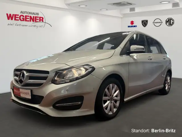 Mercedes-Benz B 180 AT Style Pano*Navi*CAM*Kessy*PDC Assyst