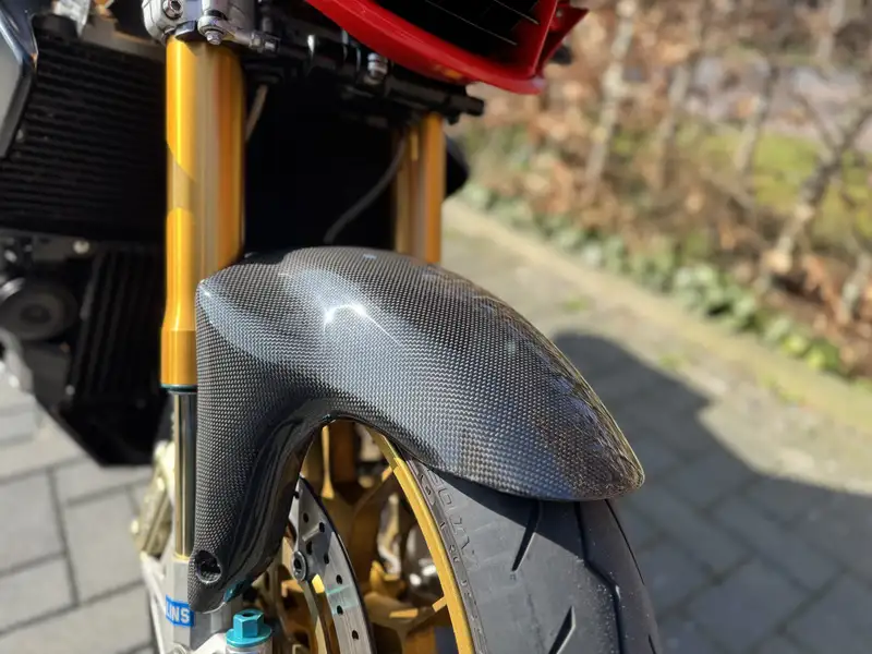 Aprilia Tuono - foto 3