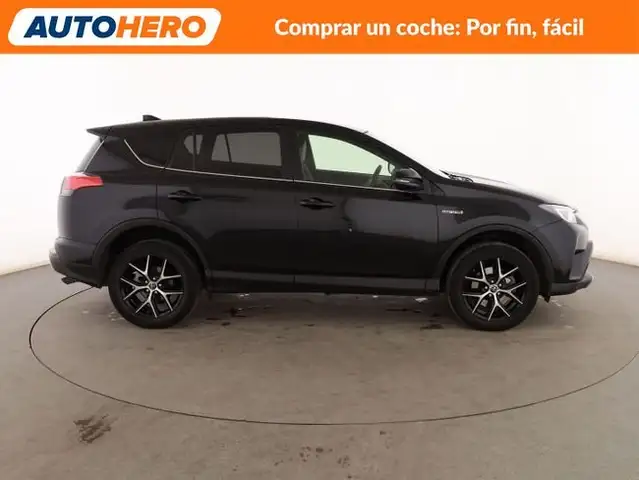 Toyota Rav4 view 7