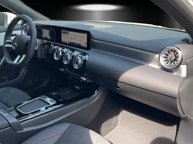 Mercedes-Benz A Class view 5