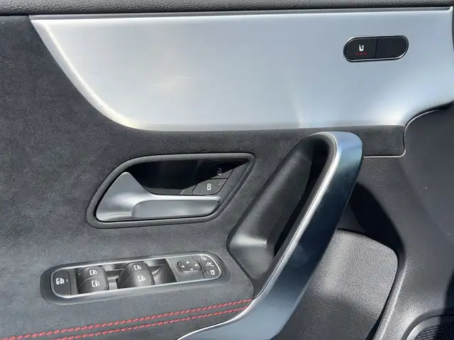 Mercedes-Benz A Class view 9
