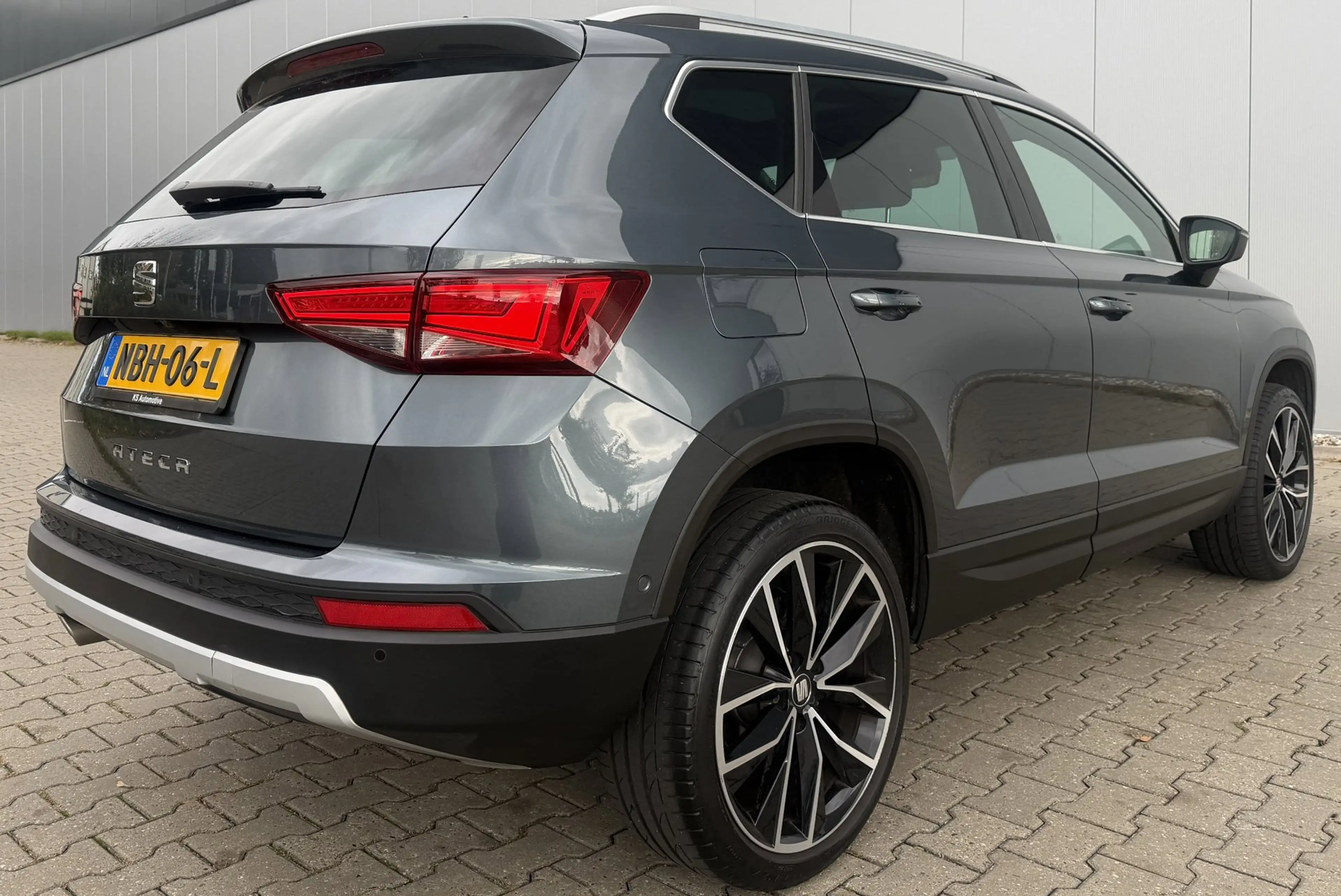 SEAT Ateca 1.5 TSI 150PK Automaat | Leder | Pano | 360 | — photo 29