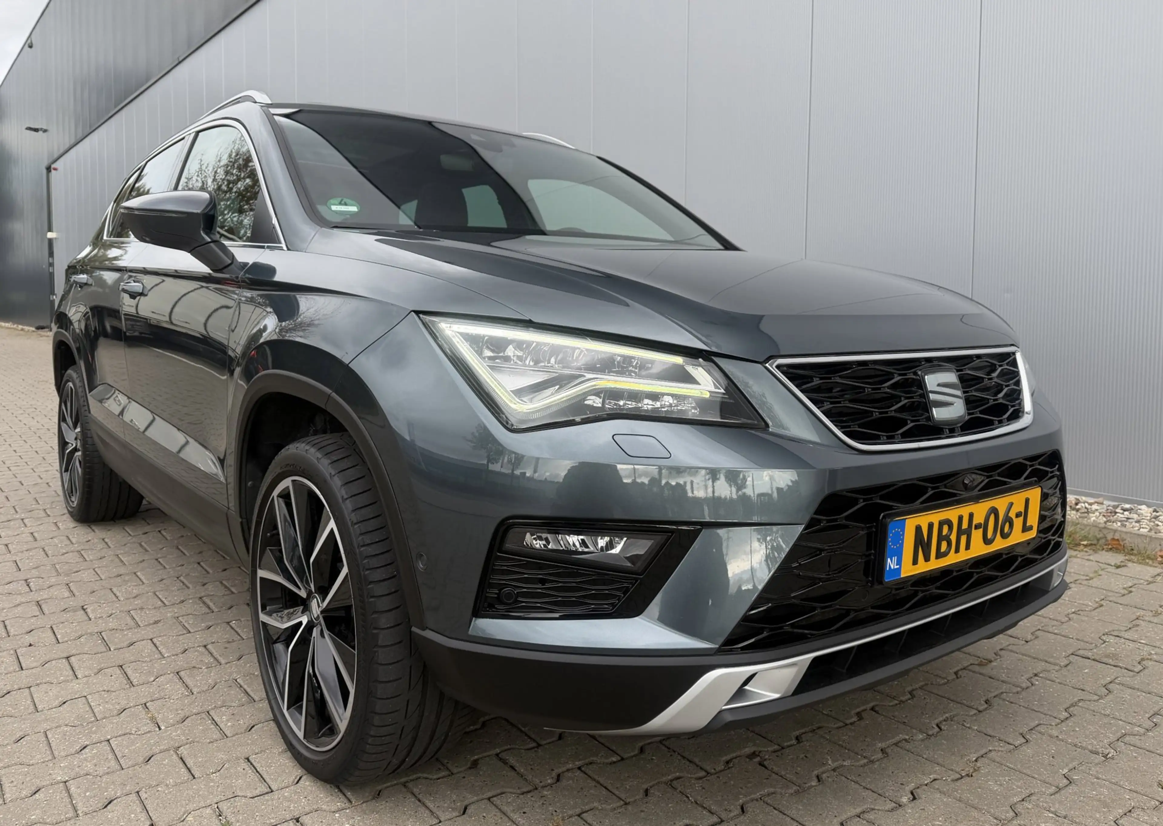 SEAT Ateca 1.5 TSI 150PK Automaat | Leder | Pano | 360 | — photo 13