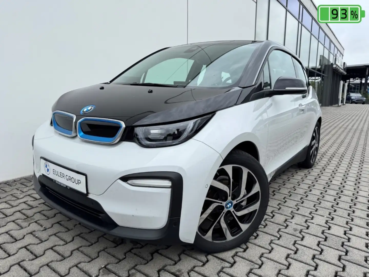 BMW i3 120Ah RFK Parkass SHZ DrivAss NAV Prof Weiß - 1