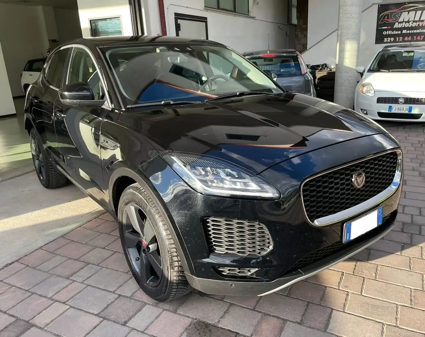 Jaguar E-Pace - 2