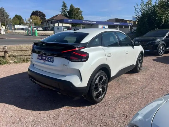 Citroen C4 view 2
