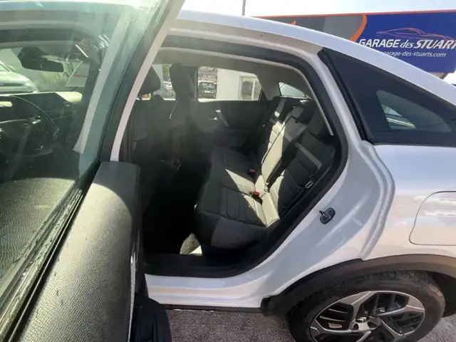 Citroen C4 view 8