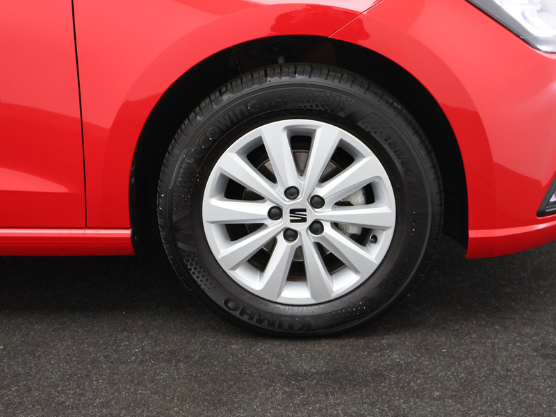 SEAT Ibiza New Ibiza Style 1.0TGI 90PK *PDC*CRUISE CONTROL*APP-CONNECT*BLTH*DAB RADIO*...* — photo 9