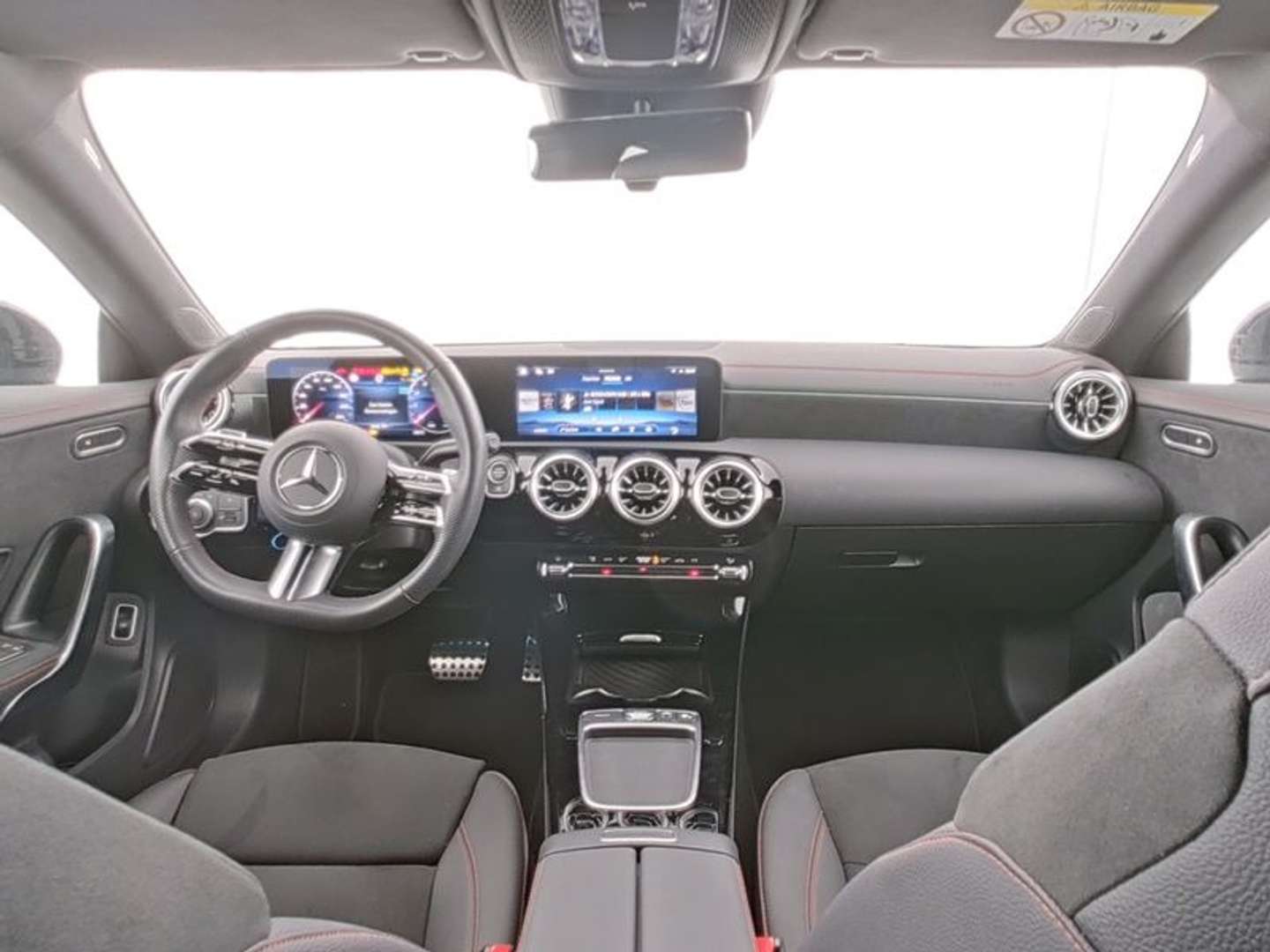 Mercedes CLA 200 AMG-Line -  - Joinsteer - #3