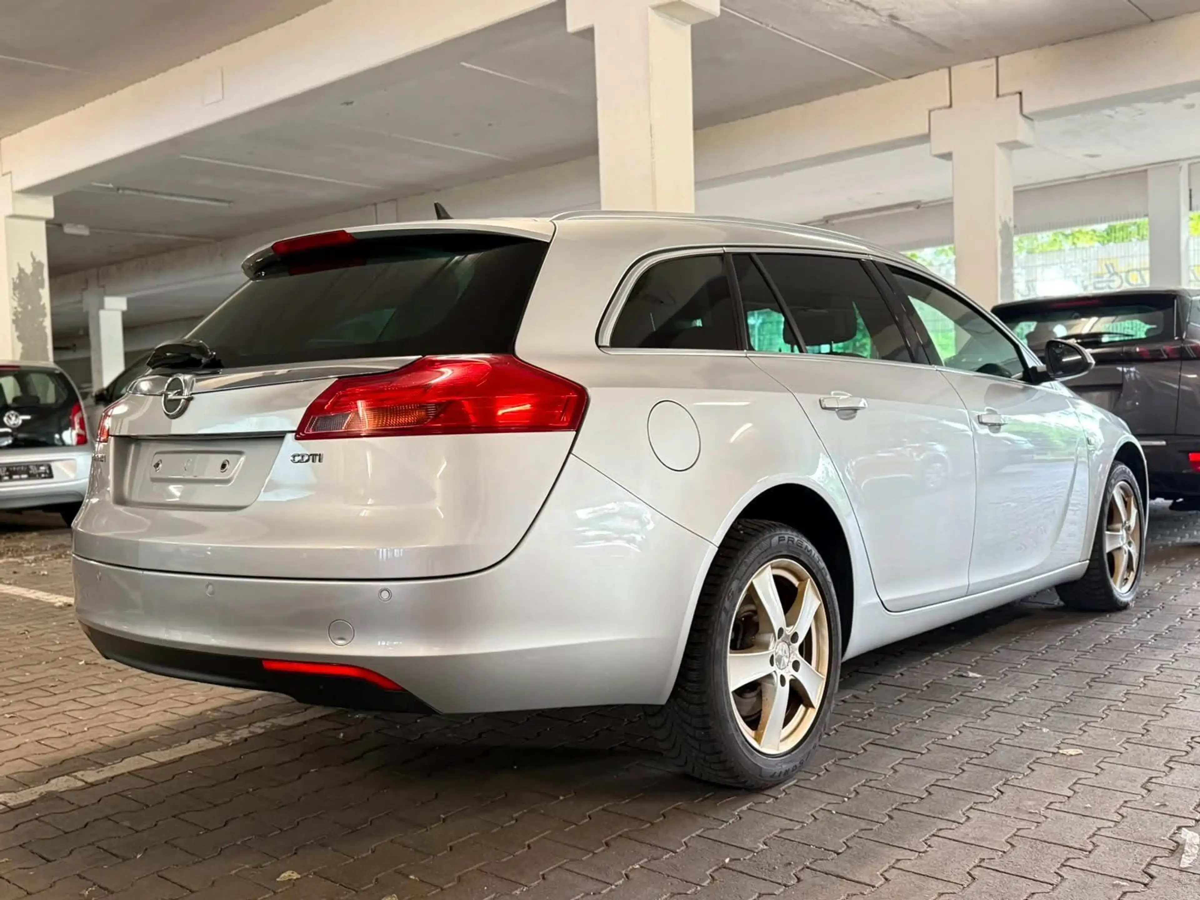 Opel Insignia Insignia Sports Tourer 150 Jahre NAVI. SHZ — photo 5