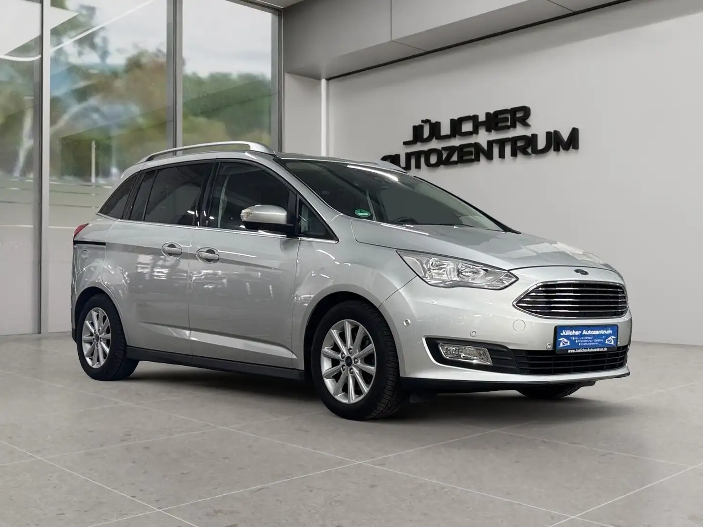 Ford Grand C-Max Titanium, Inspektion Neu, 7-Sitzer Silber - 1