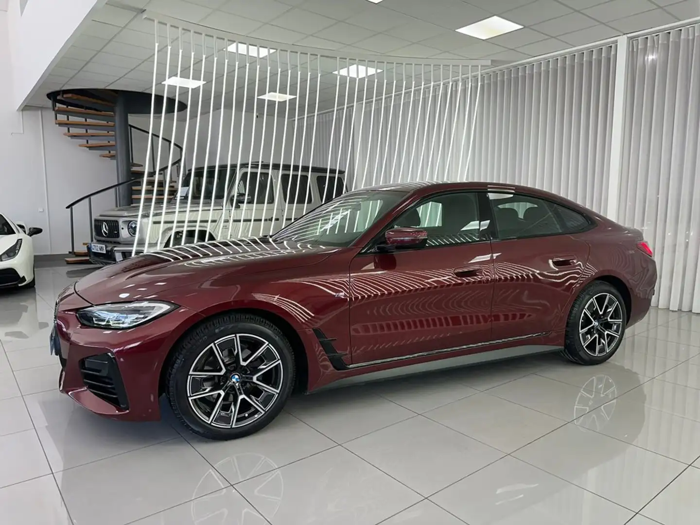 BMW 420 420d Gran Coupé Burdeos - 2