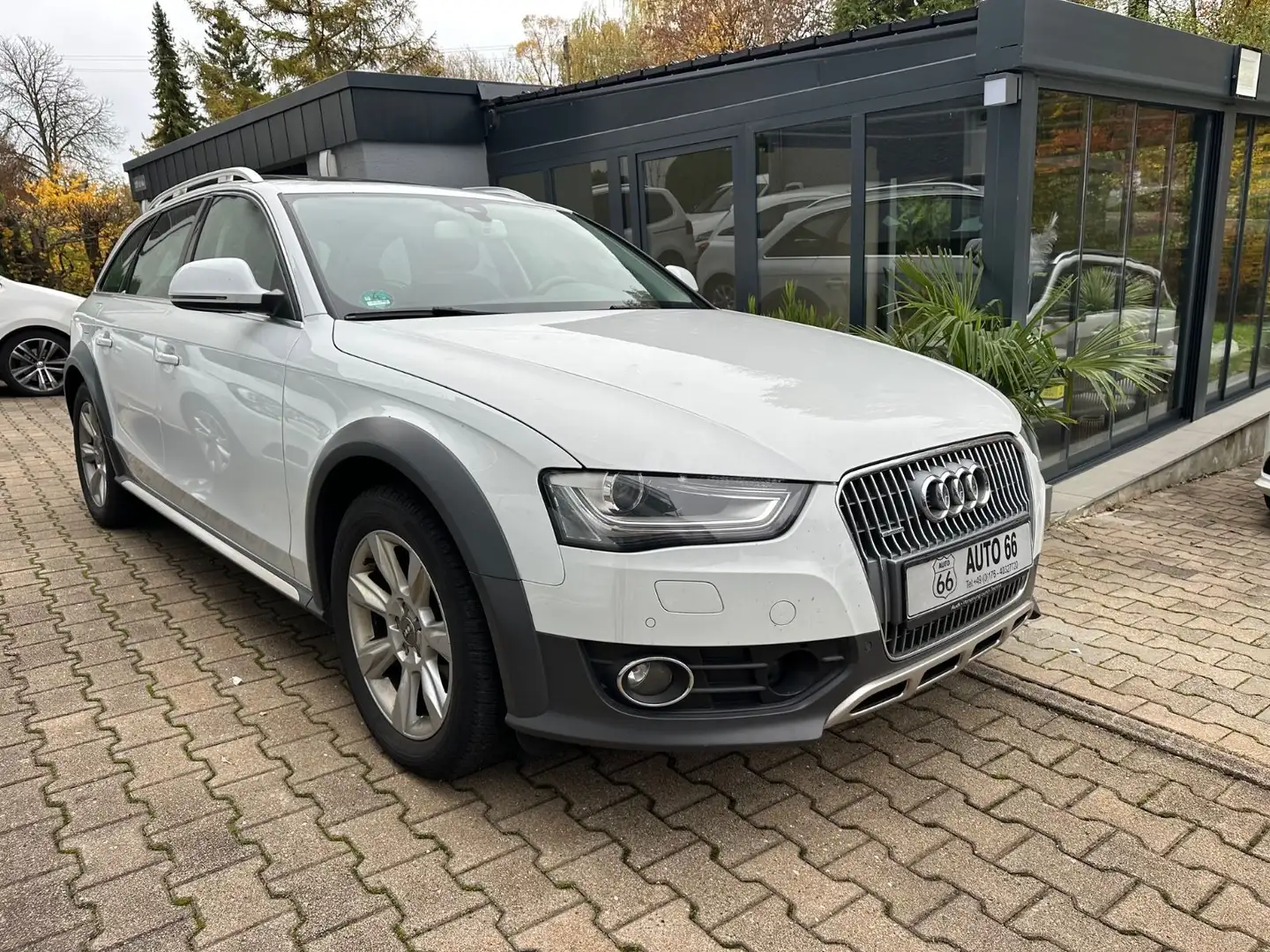 Audi A4 allroad quattro 3.0 TDI|Pano|Navi |AHK|Kamera Weiß - 1