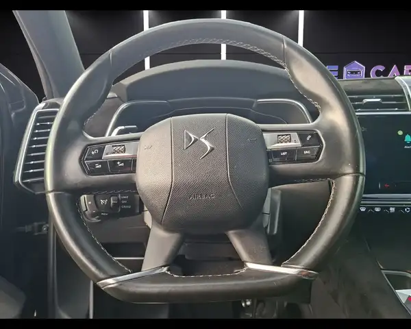 DS Automobiles DS 7 Crossback view 11