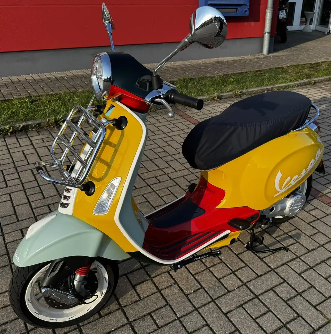 Vespa Primavera 50 Sean Wotherspoon Edition Žlutá - 2